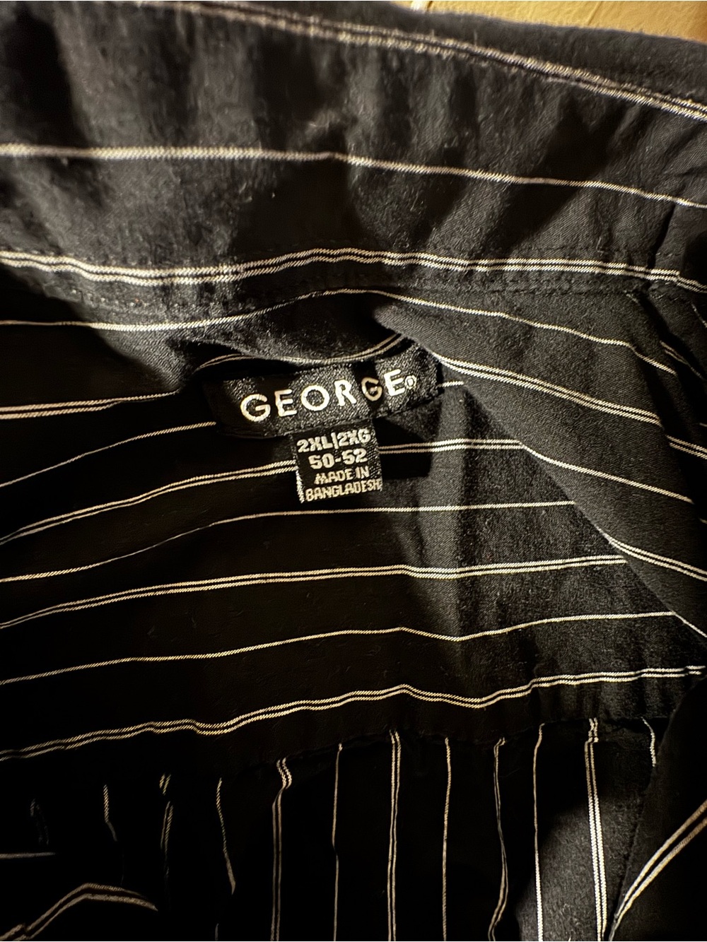 Button up - Picture 2 of 2